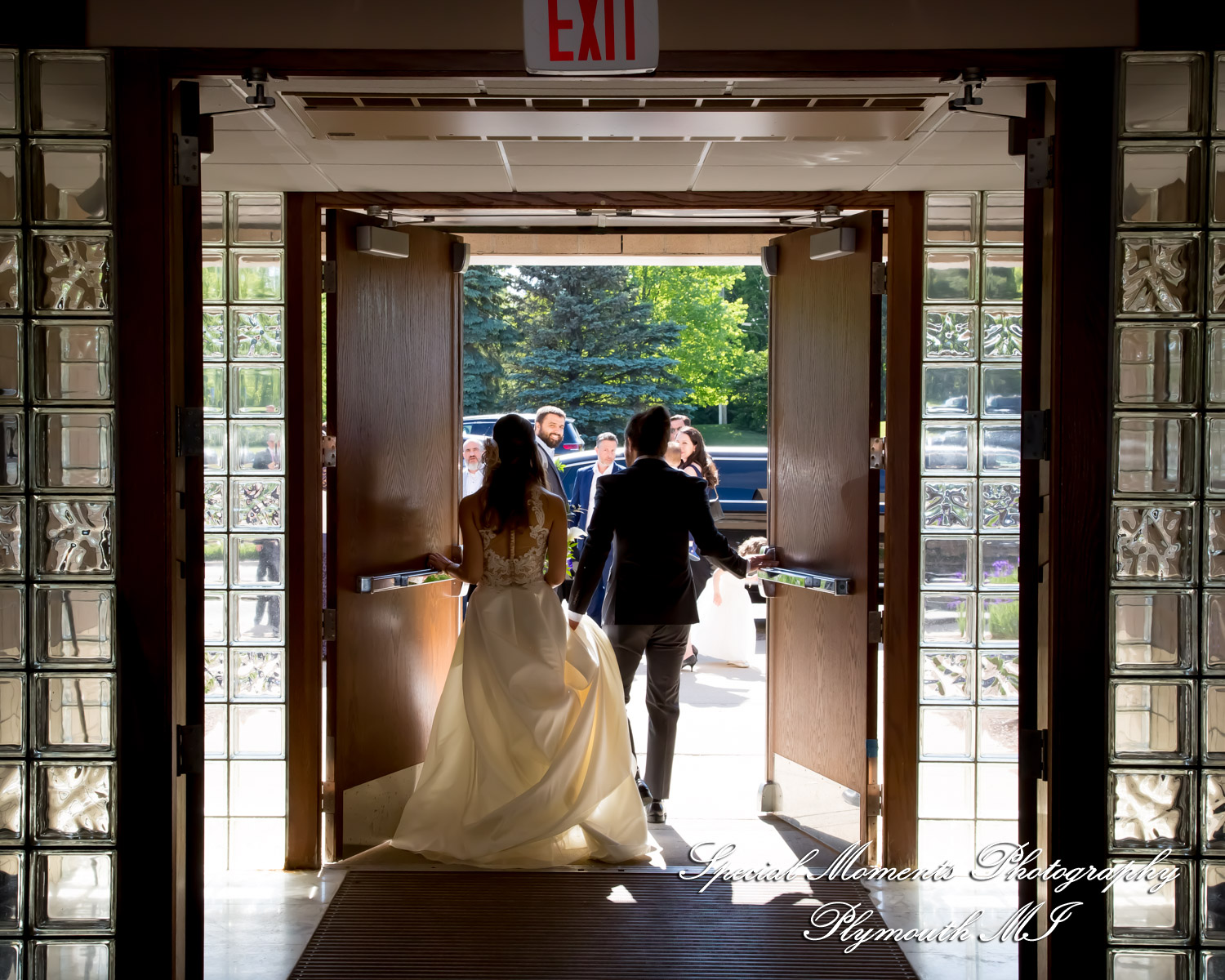 Leah & Bruno at St. Nicholas Greek Orthodox Troy MI wedding photography