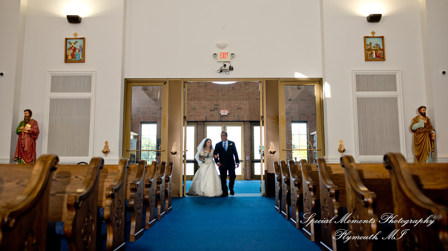 Miriam & Patrick at St. Thomas Chaldean Catholic West Bloomfield MI wedding photography