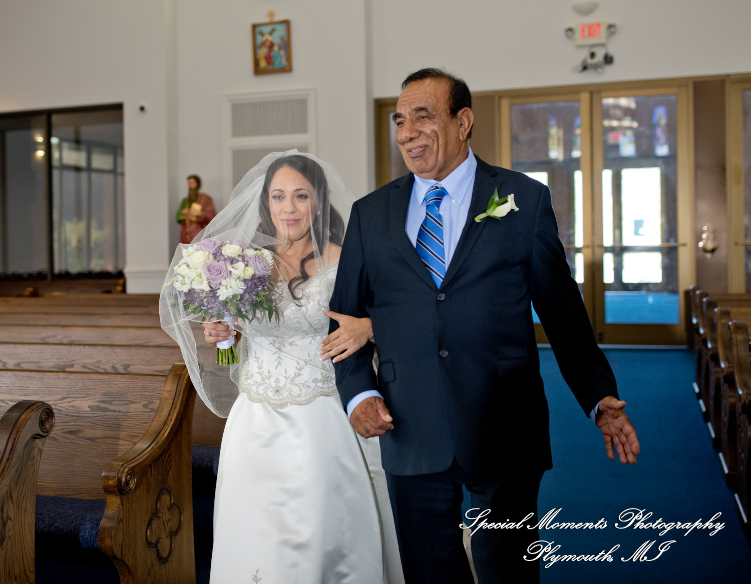Miriam & Patrick at St. Thomas Chaldean Catholic West Bloomfield MI wedding photography