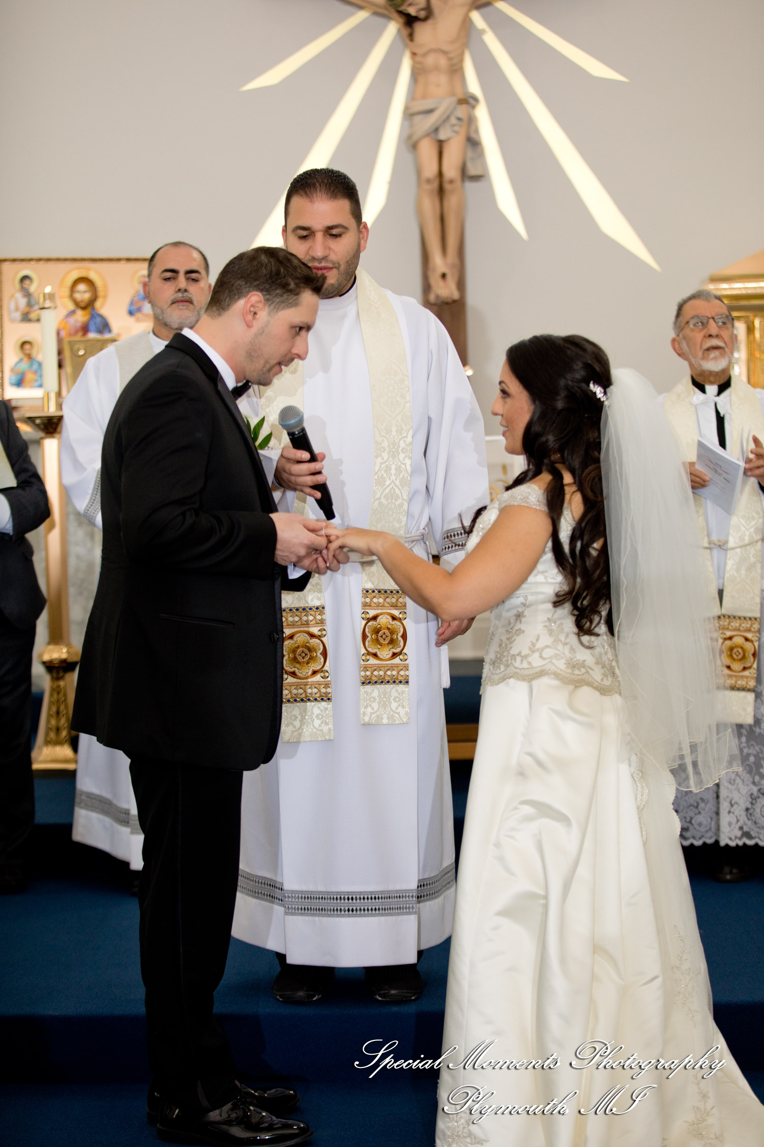 Miriam & Patrick at St. Thomas Chaldean Catholic West Bloomfield MI wedding photography
