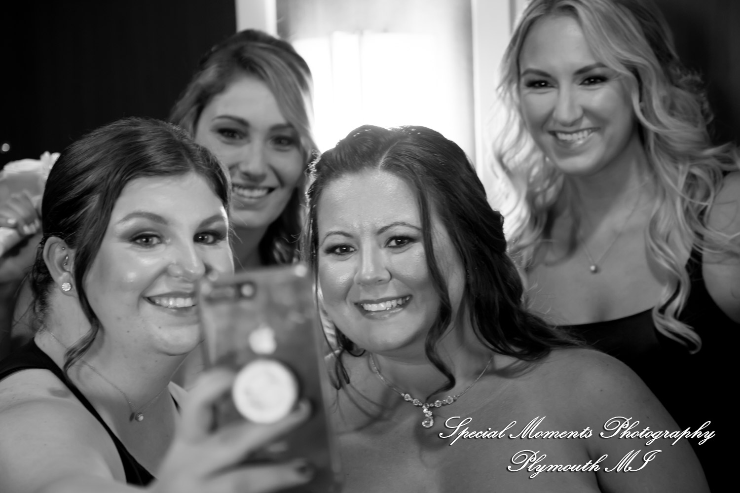 Lindsay & Justin at Roostertail Detroit MI wedding photography