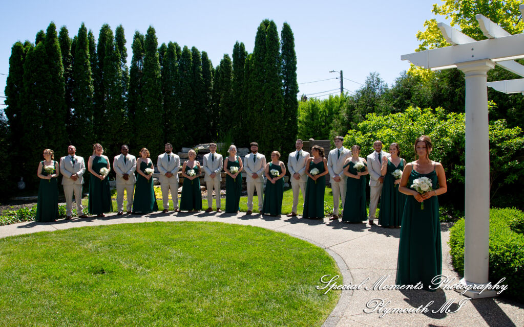 Kristine & Robert at The Bentley Banquet Conference Center Wyandotte MI wedding photography