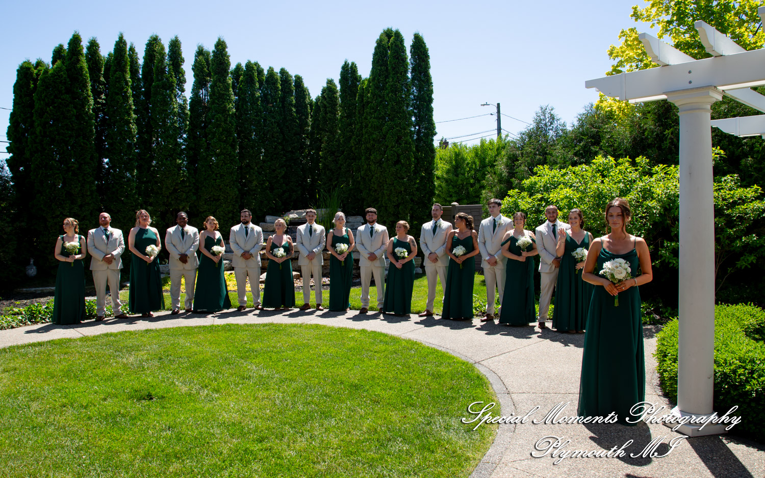 Kristine & Robert at The Bentley Banquet Conference Center Wyandotte MI wedding photography
