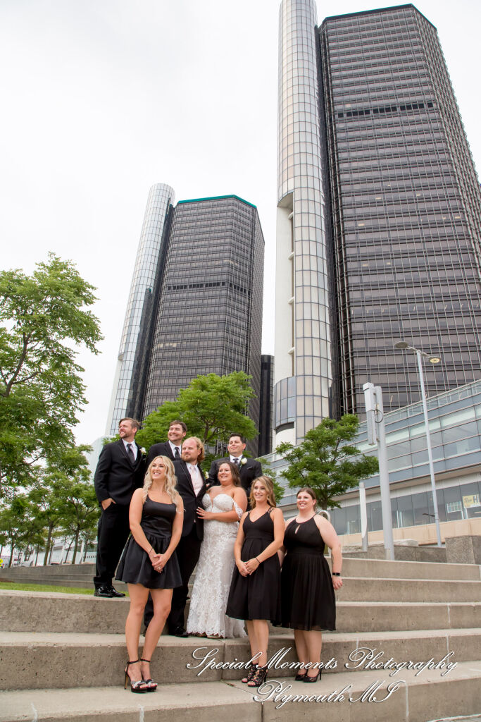Lindsay & Justin at Roostertail Detroit MI wedding photography