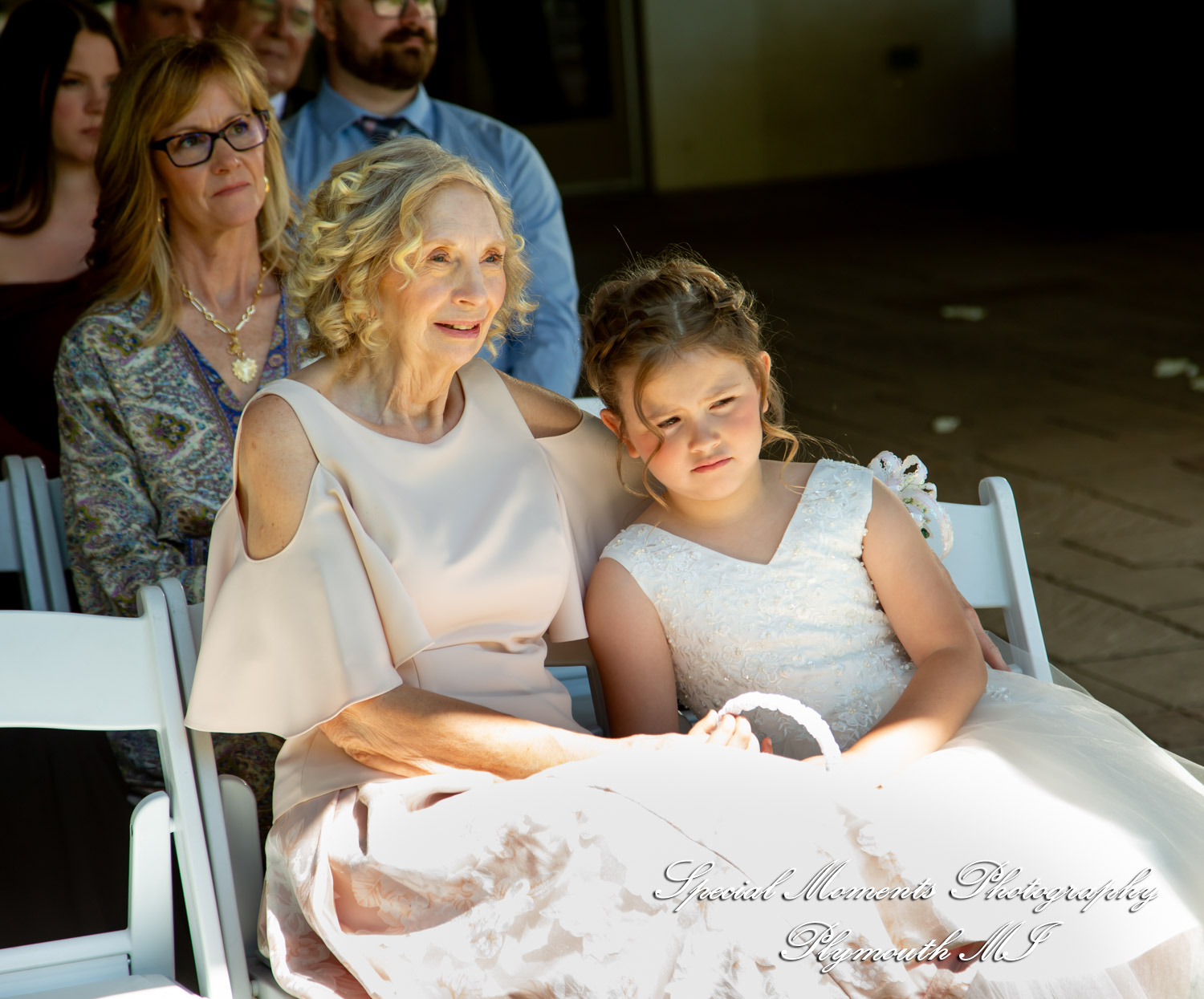 Kristine & Robert at The Bentley Banquet Conference Center Wyandotte MI wedding photography