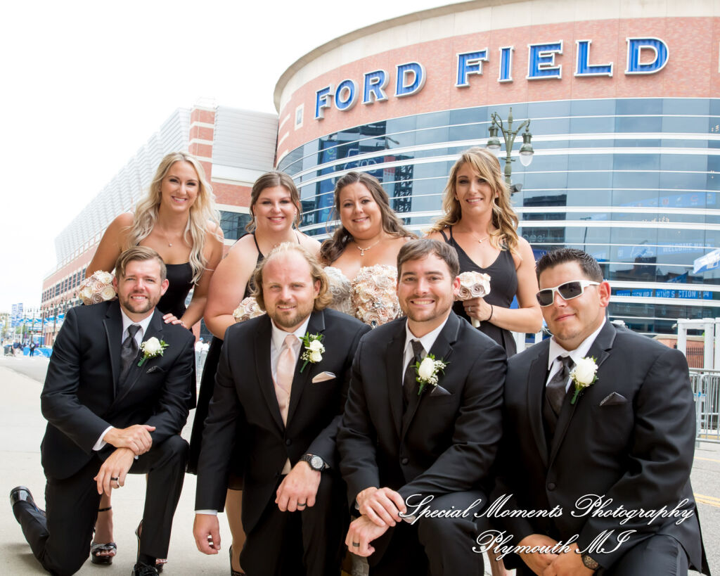 Lindsay & Justin at Roostertail Detroit MI wedding photography