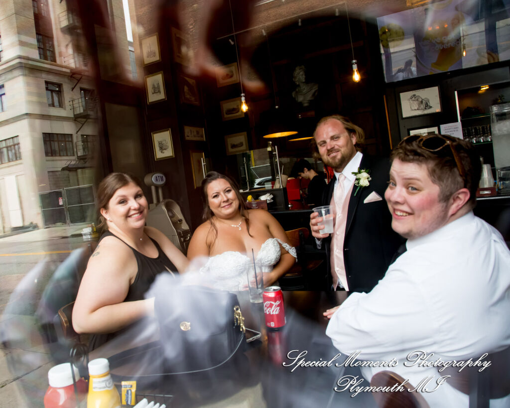 Lindsay & Justin at Roostertail Detroit MI wedding photography