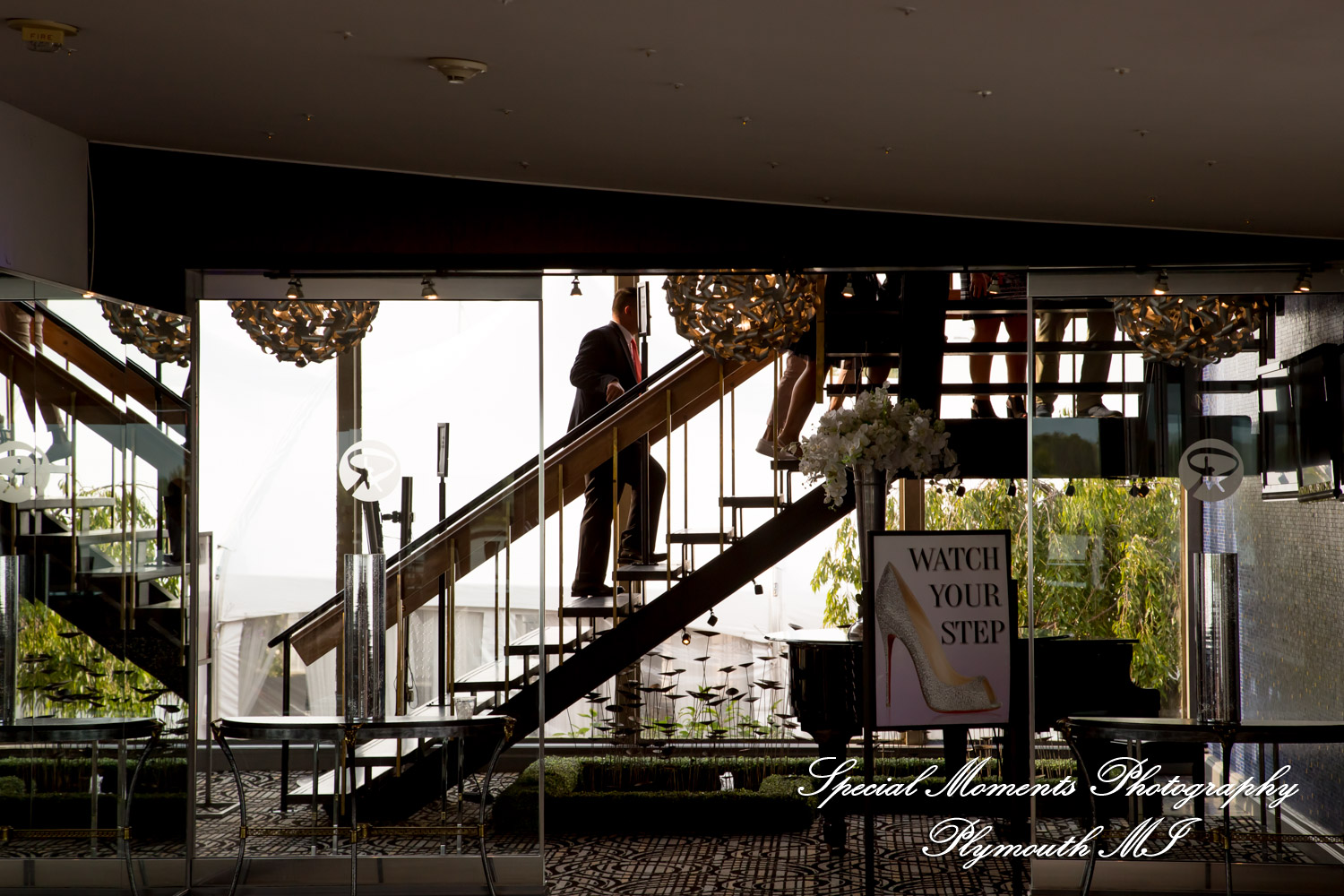 Lindsay & Justin at Roostertail Detroit MI wedding photography