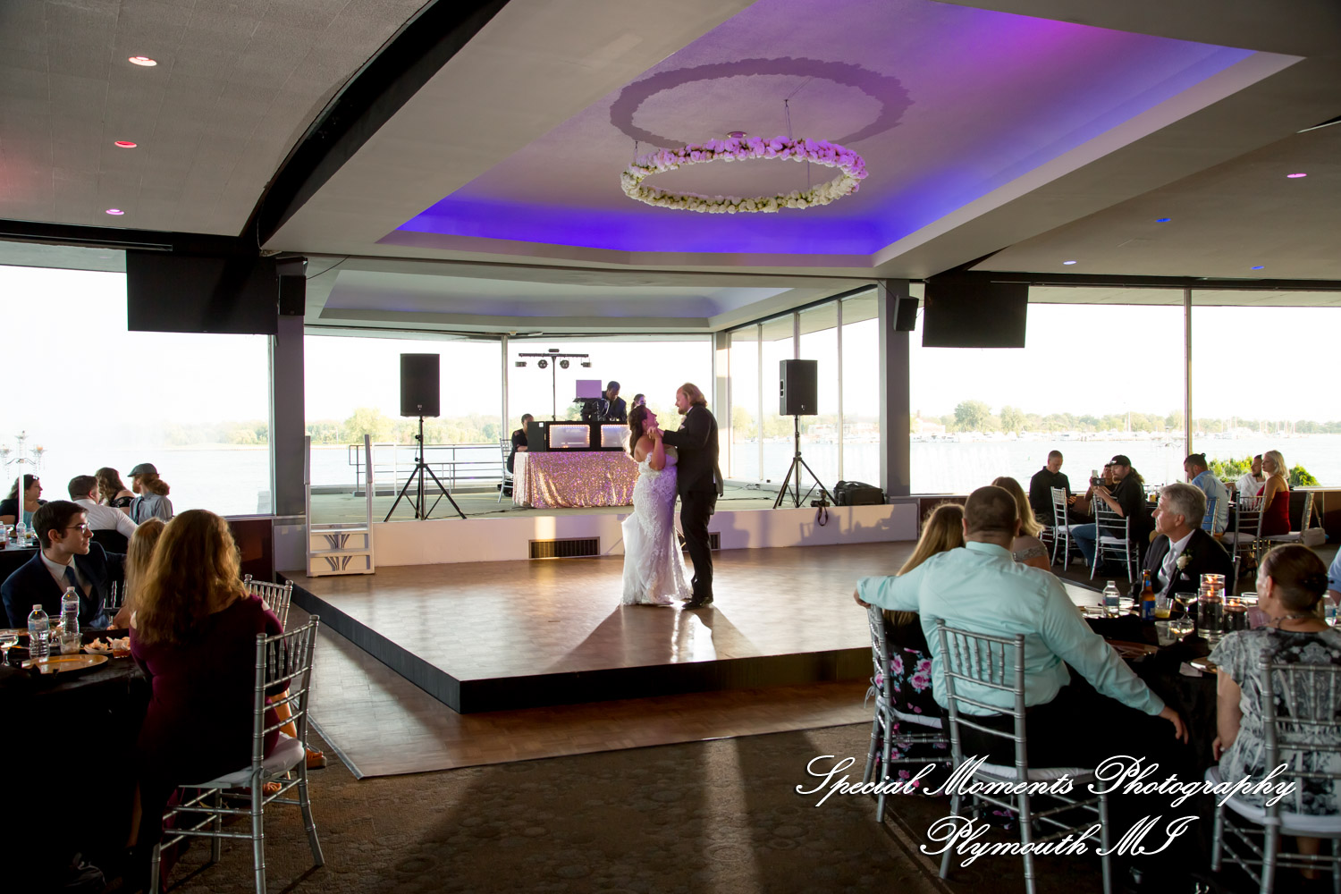 Lindsay & Justin at Roostertail Detroit MI wedding photography