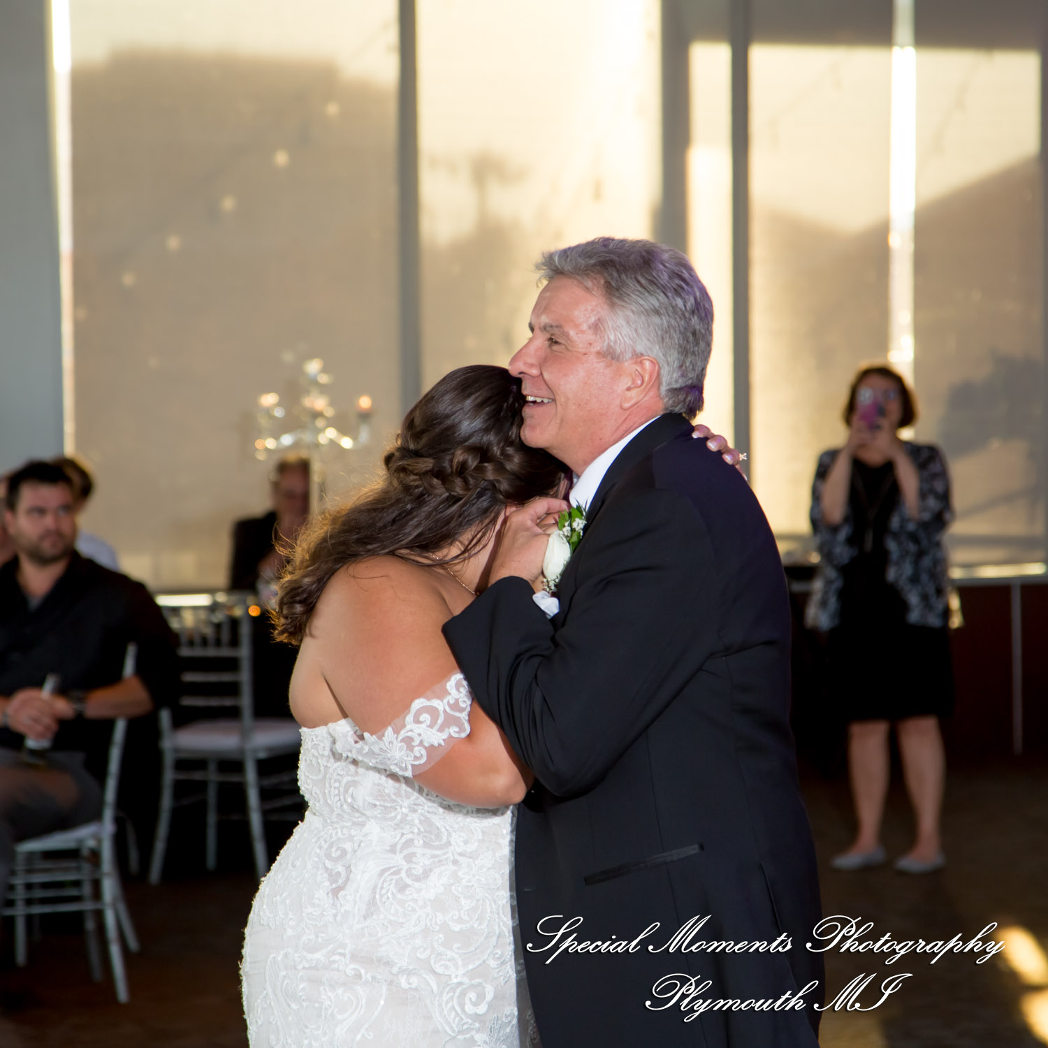 Lindsay & Justin at Roostertail Detroit MI wedding photography