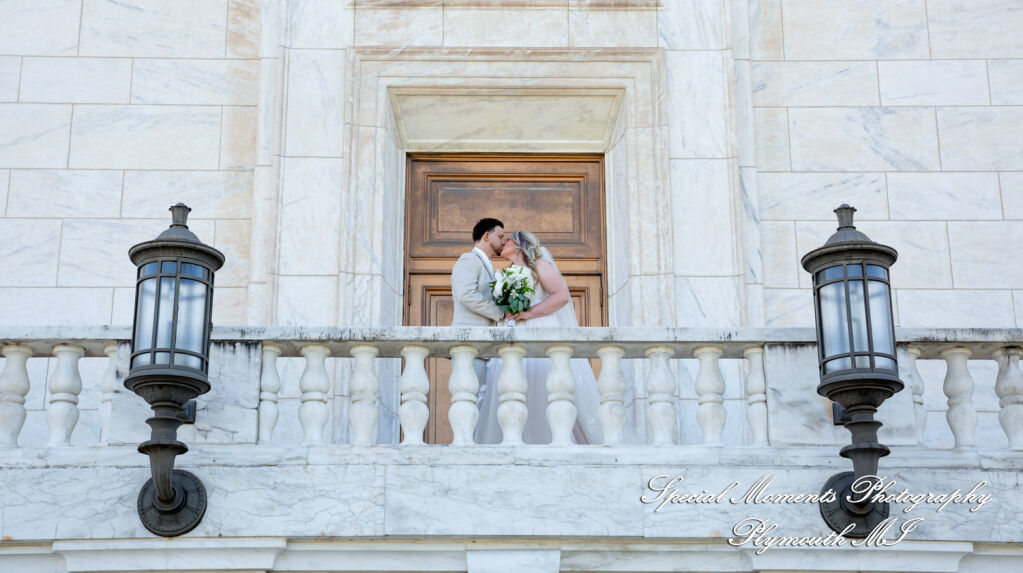Kristine & Robert at The DIA Detroit MII wedding photography