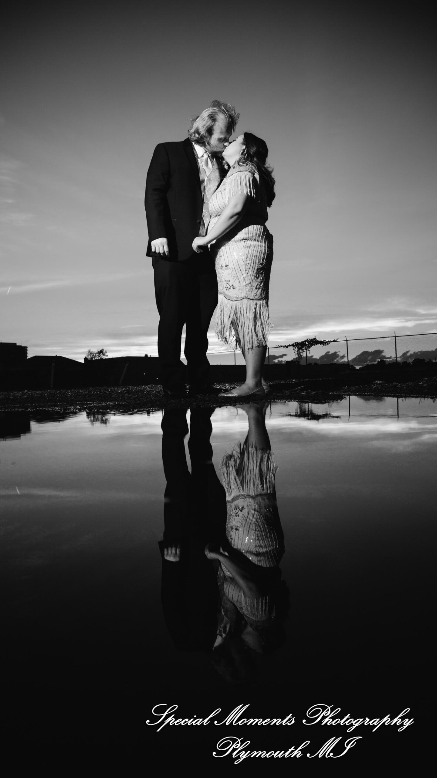 Lindsay & Justin at Roostertail Detroit MI wedding photography