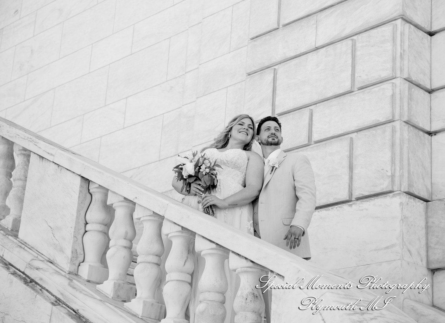 Kristine & Robert at The DIA Detroit MII wedding photography