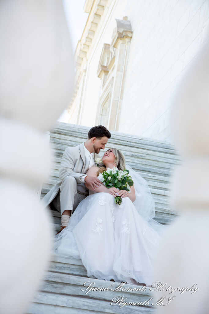 Kristine & Robert at The DIA Detroit MII wedding photography