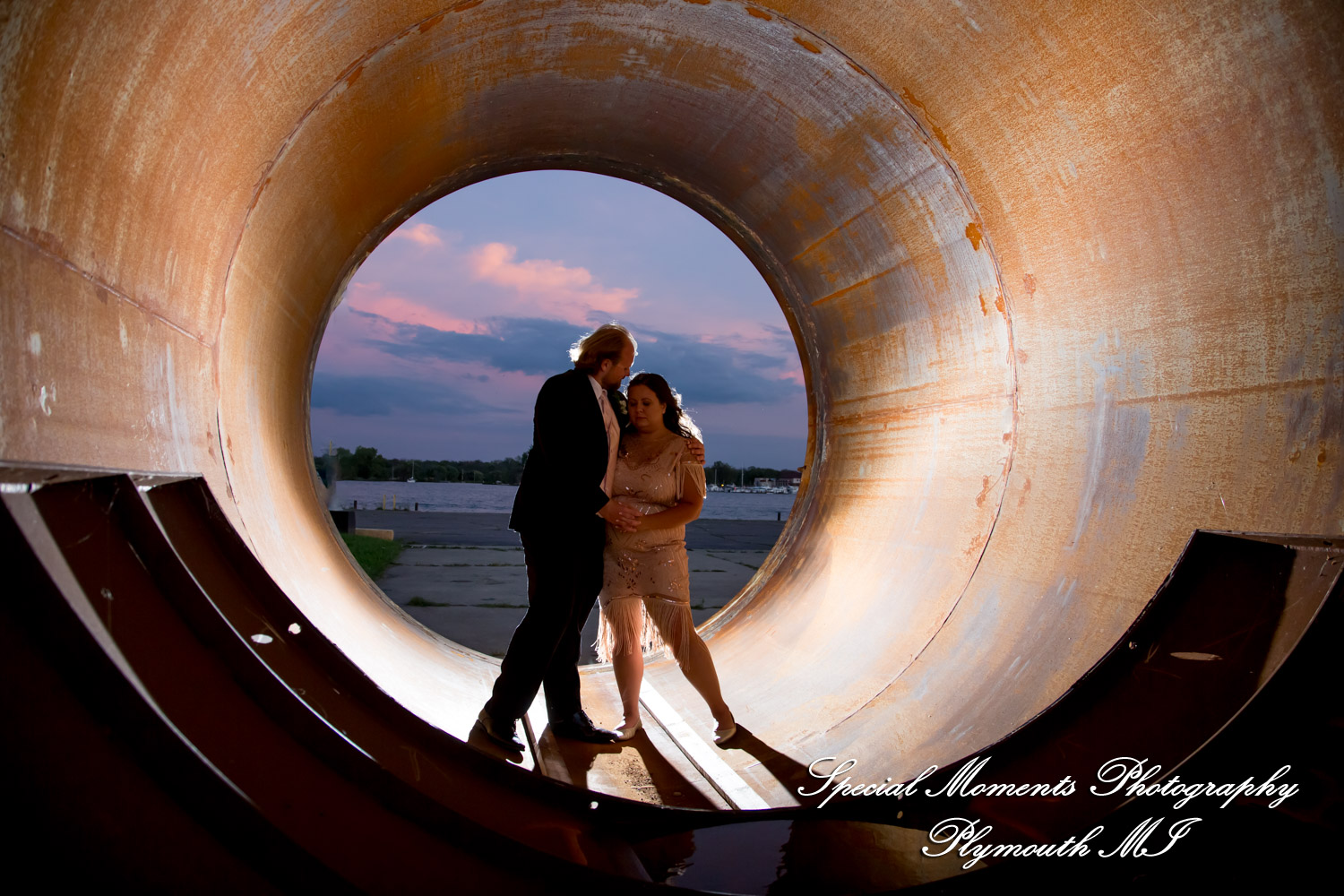 Lindsay & Justin at Roostertail Detroit MI wedding photography