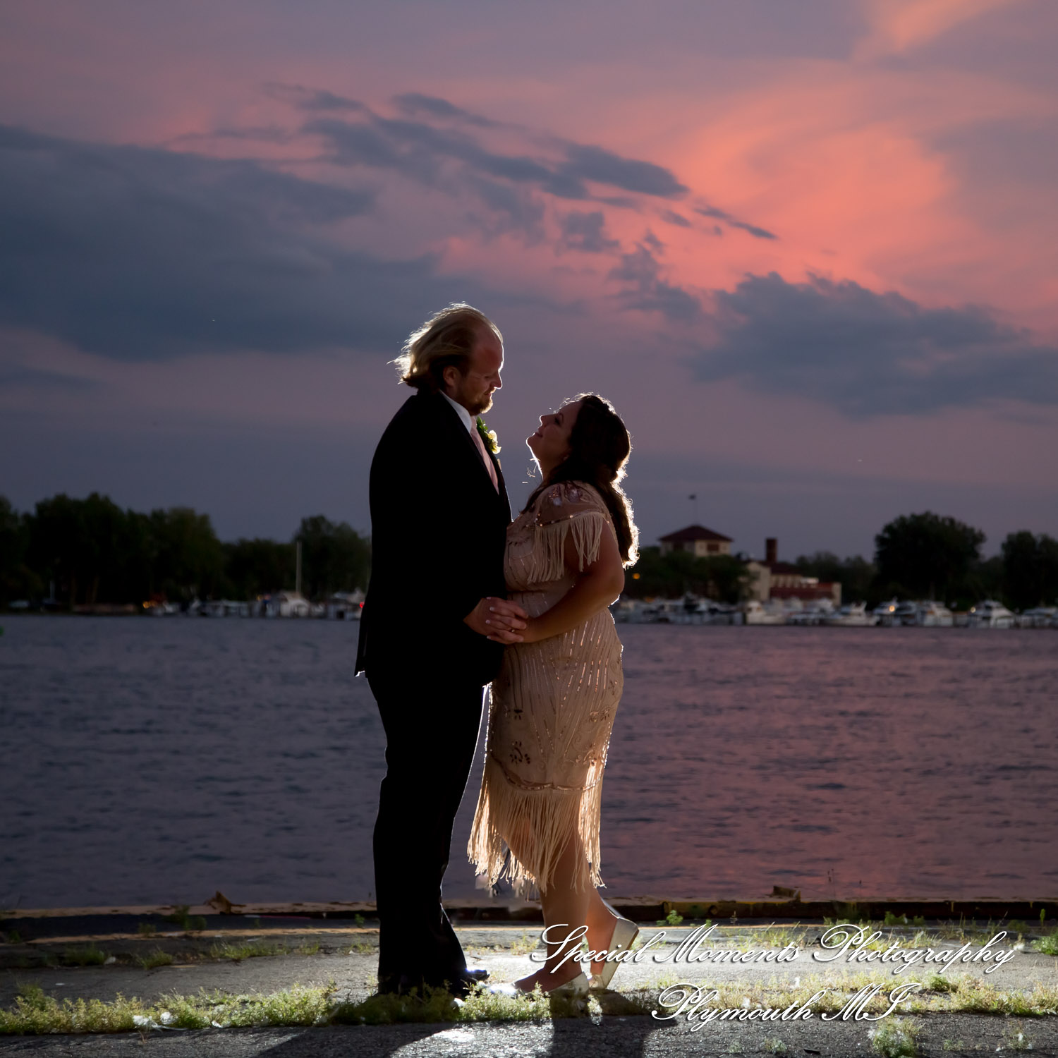 Lindsay & Justin at Roostertail Detroit MI wedding photography