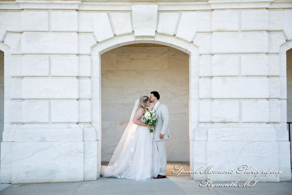 Kristine & Robert at The DIA Detroit MII wedding photography
