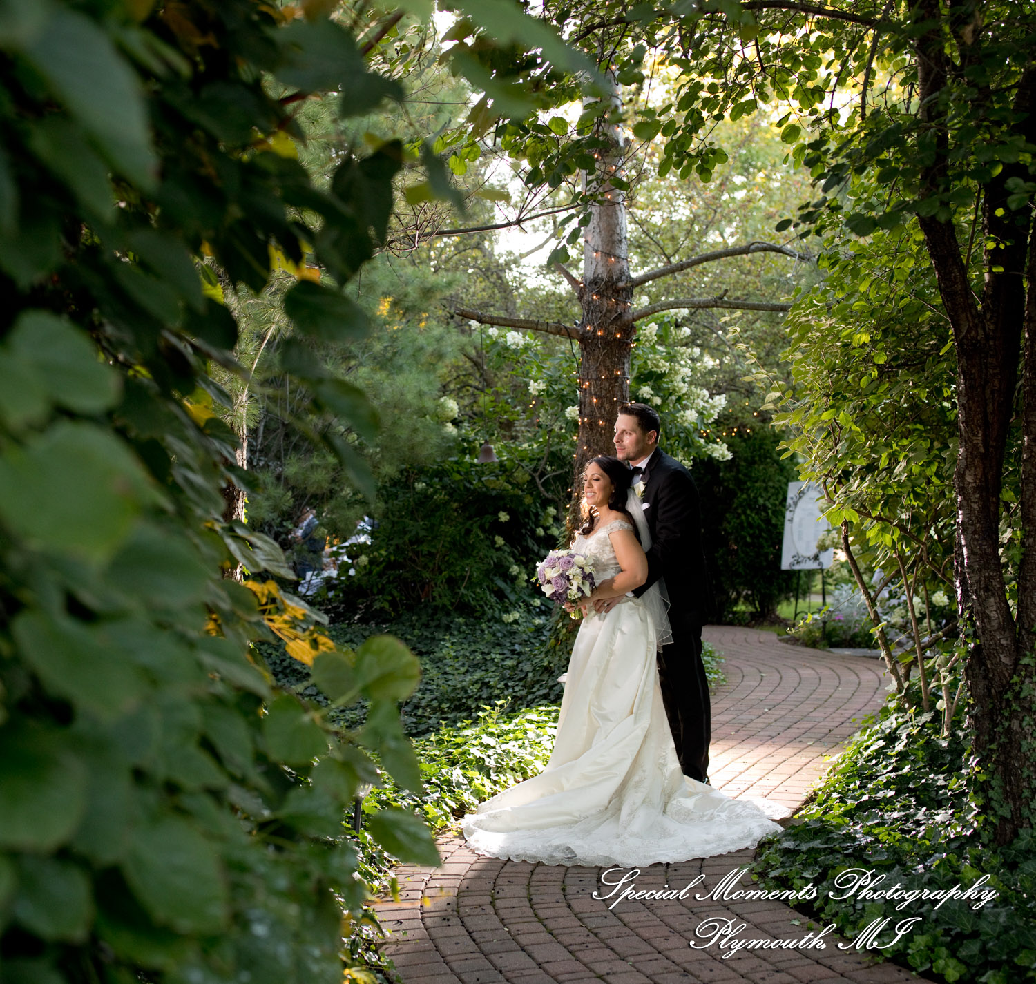Miriam & Patrick at Cafe Cortina Farmington Hills MI wedding photography