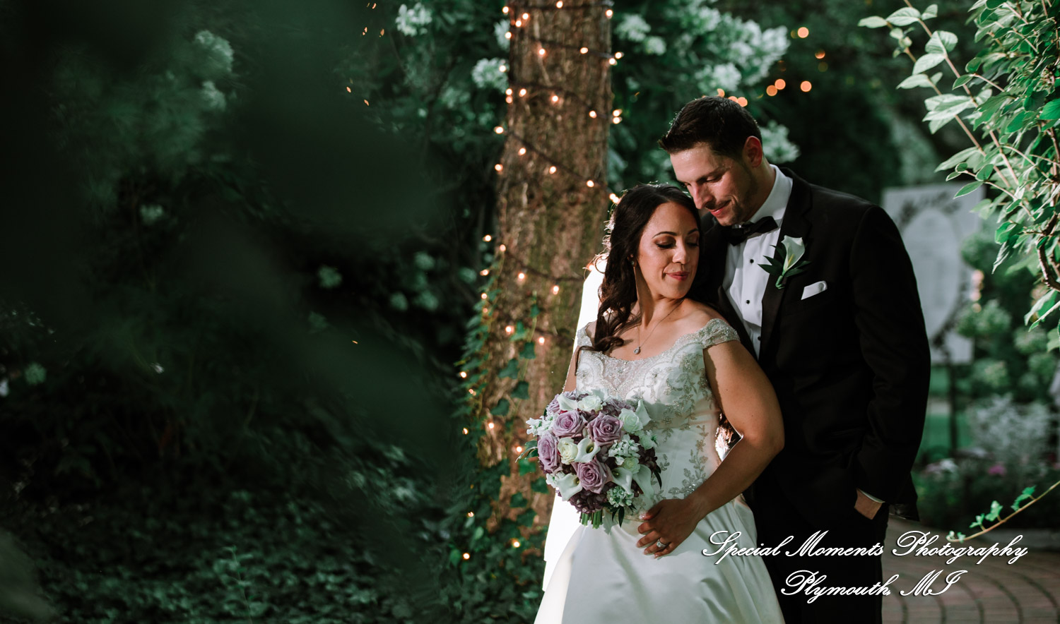 Miriam & Patrick at Cafe Cortina Farmington Hills MI wedding photography