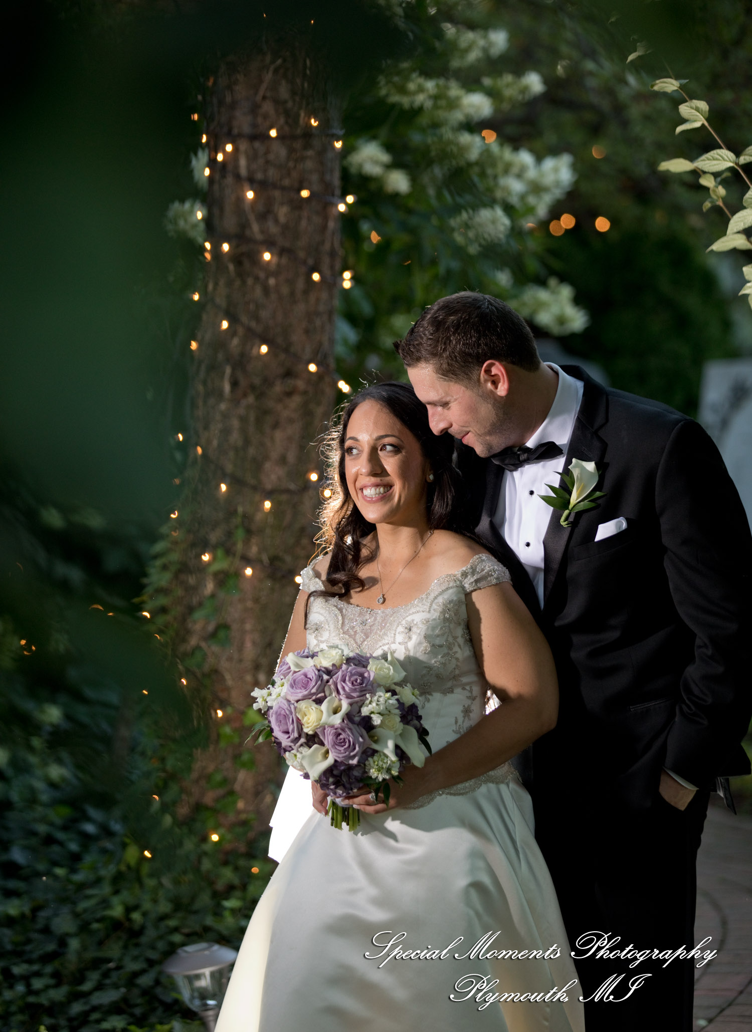 Miriam & Patrick at Cafe Cortina Farmington Hills MI wedding photography