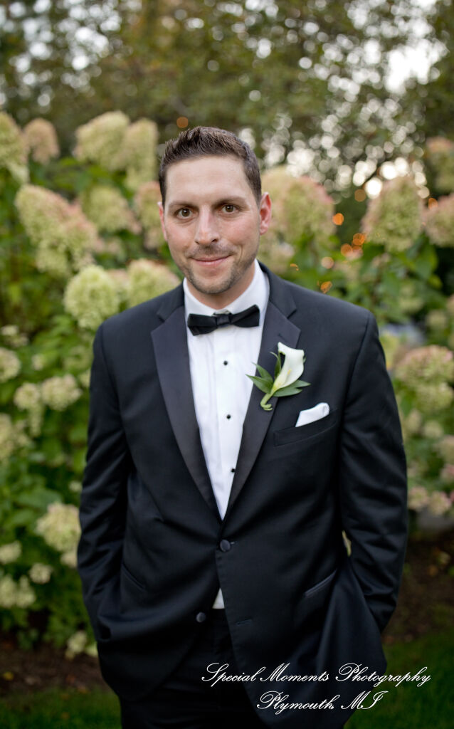 Miriam & Patrick at Cafe Cortina Farmington Hills MI wedding photography