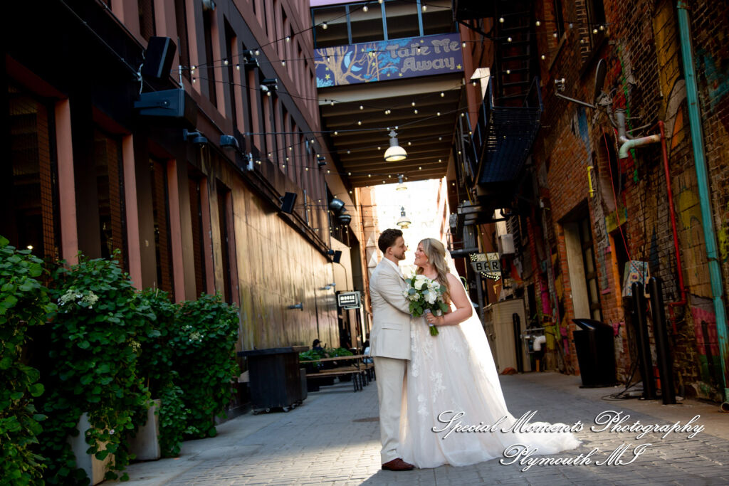 Kristine and Robert pose for contemporary urban portraits in the Belt Alley near the Z-Lot in downtown Detroit MI. Kristine and Robert pose for contemporary urban portraits in the Belt Alley near the Z-Lot in downtown Detroit MI.