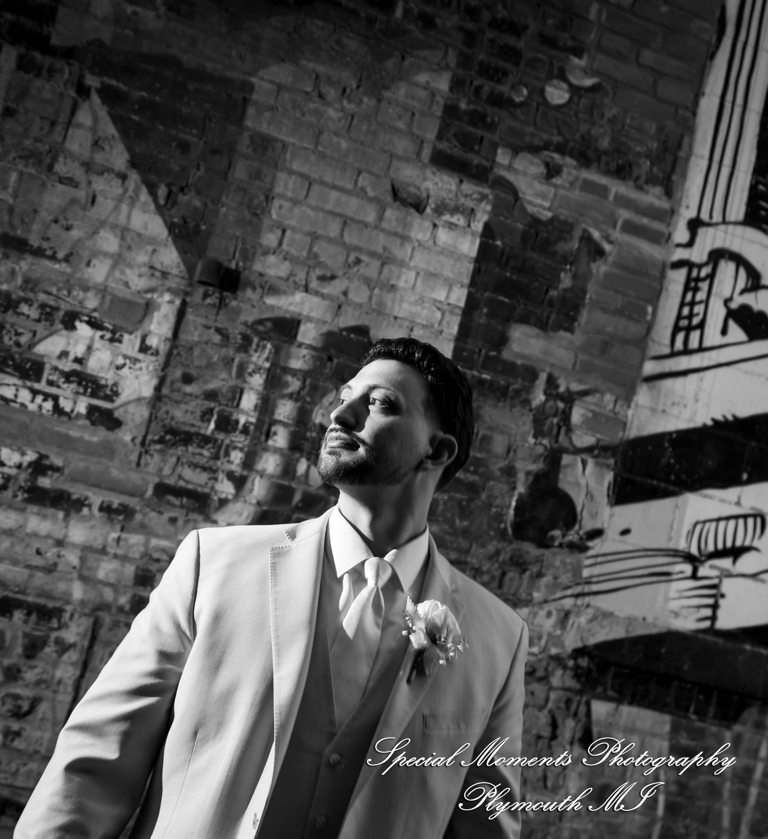 Kristine & Robert at Z-Lot Belt Alley Detroit MI MI wedding photography