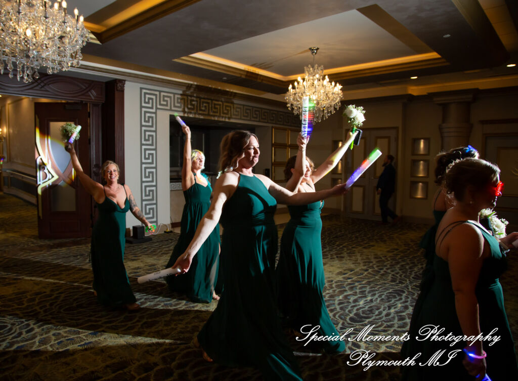 Kristine & Robert at The Bentley Banquet Conference Center Wyandotte MI wedding photography