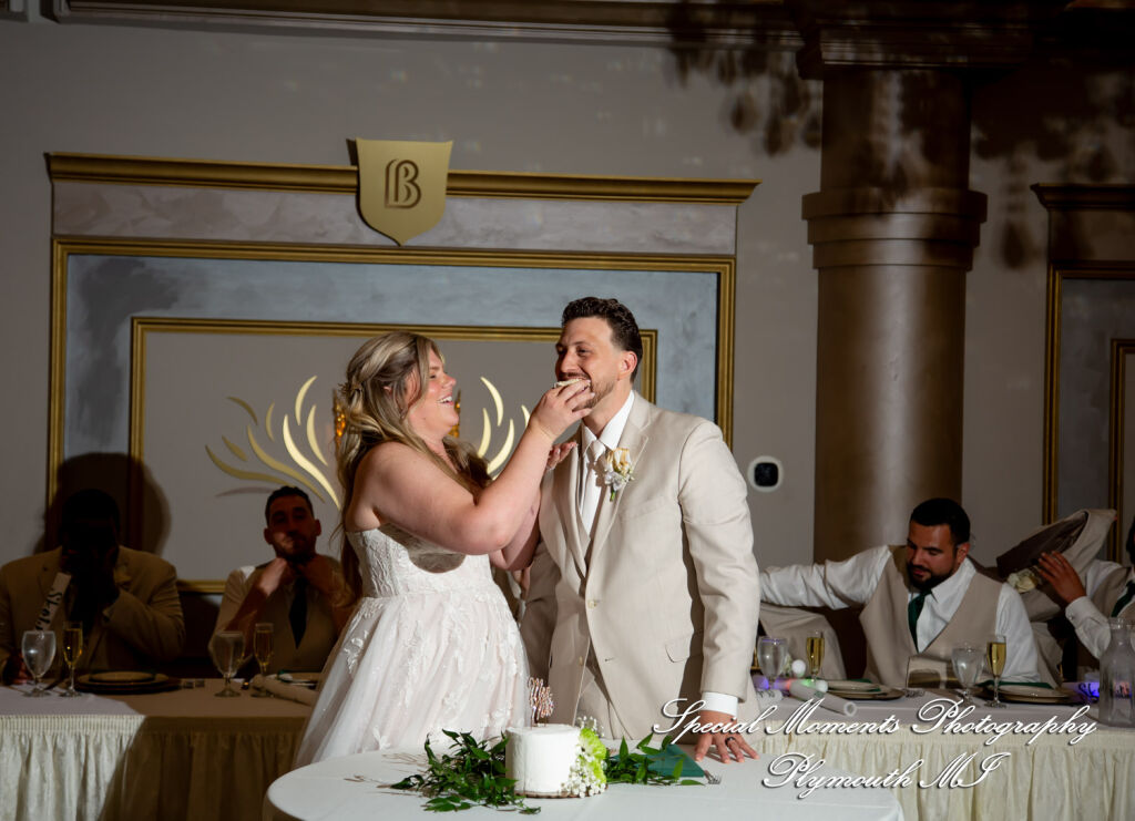 Kristine & Robert at The Bentley Banquet Conference Center Wyandotte MI wedding photography