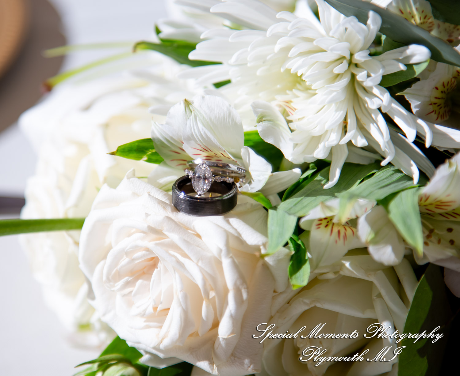 Kristine & Robert at The Bentley Banquet Conference Center Wyandotte MI wedding photography
