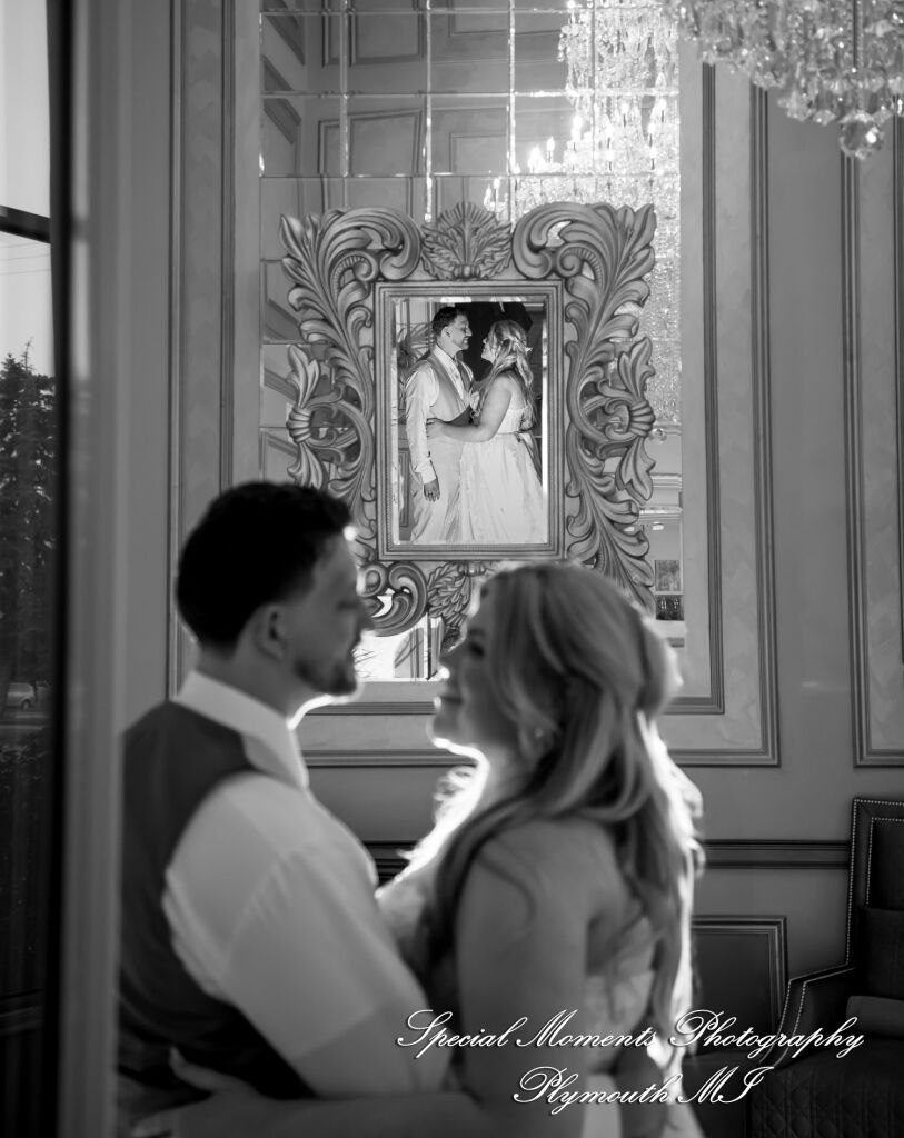 Kristine & Robert at The Bentley Banquet Conference Center Wyandotte MI wedding photography