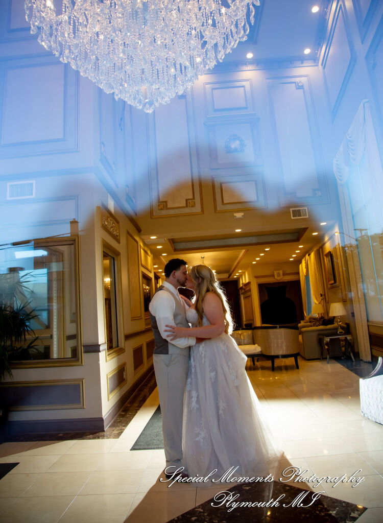Kristine & Robert at The Bentley Banquet Conference Center Wyandotte MI wedding photography