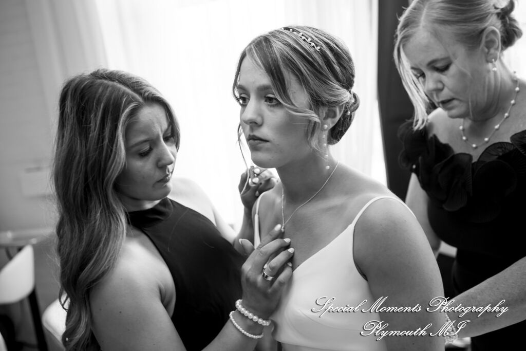 Ryli & Bennett at The Collins at the Clocktower Chelsea MI wedding photography