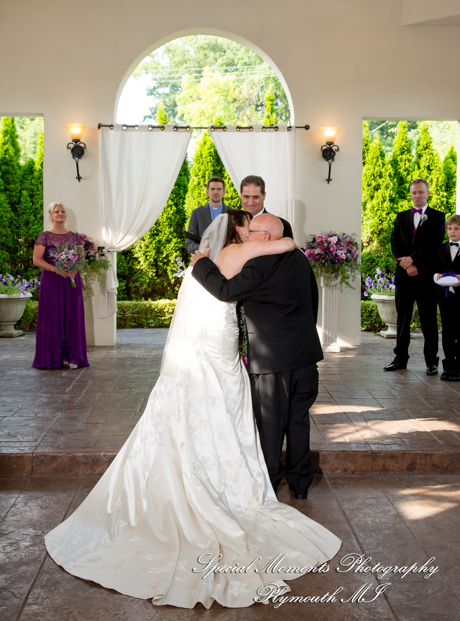 Tonya & Kevin at Crystal Gardens Event Center Howell MI wedding photography