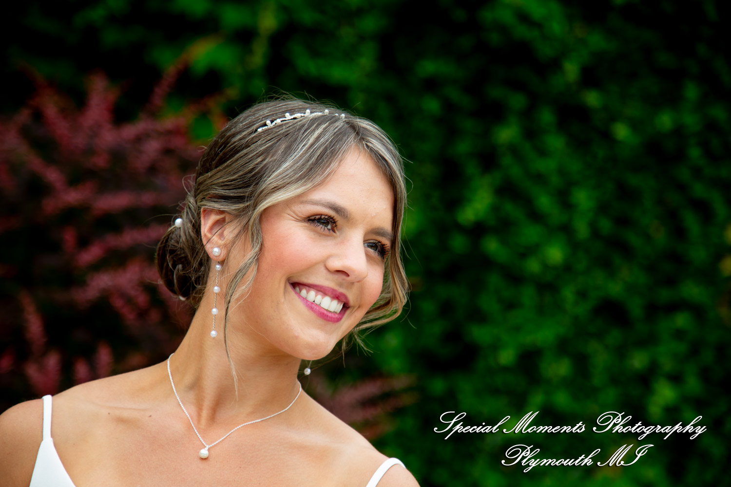 Ryli & Bennett at The Collins at the Clocktower Chelsea MI wedding photography