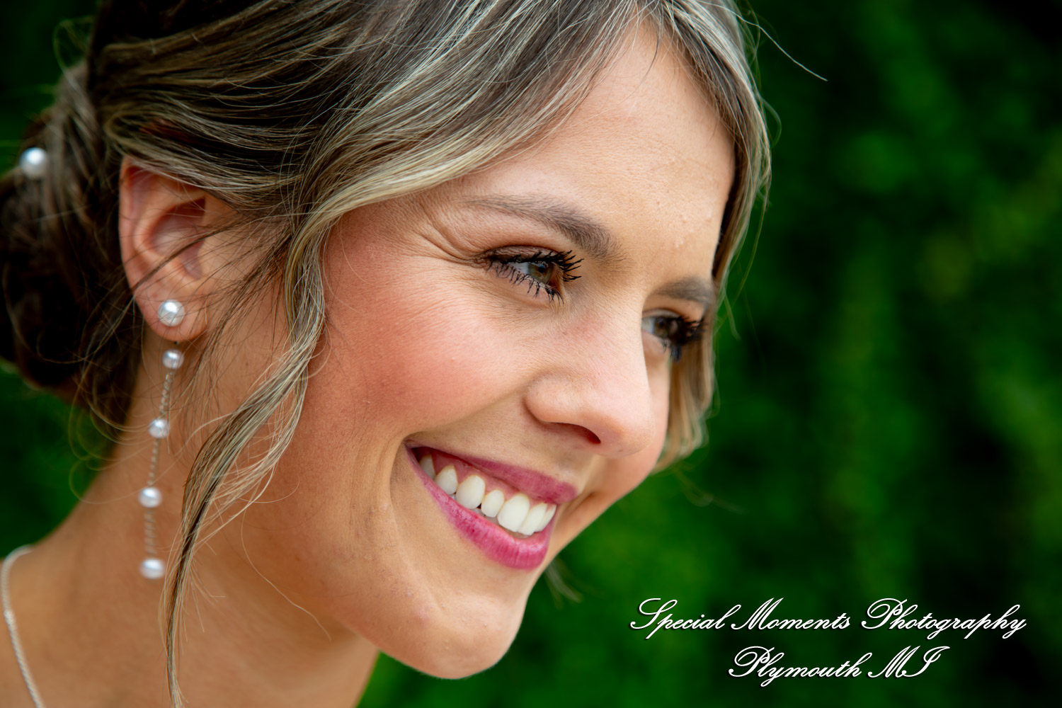 Ryli & Bennett at The Collins at the Clocktower Chelsea MI wedding photography