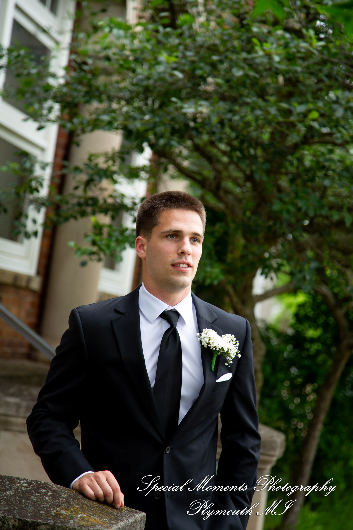 Ryli & Bennett at The Collins at the Clocktower Chelsea MI wedding photography