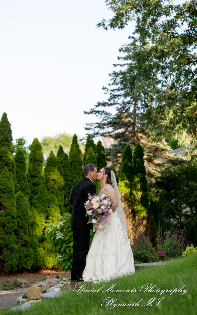 Tonya & Kevin at Crystal Gardens Event Center Howell MI wedding photography