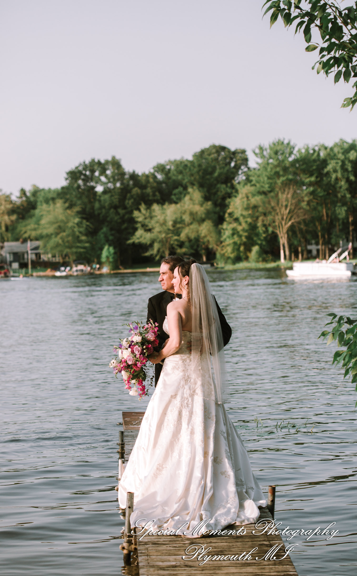 Tonya & Kevin at Crystal Gardens Event Center Howell MI wedding photography