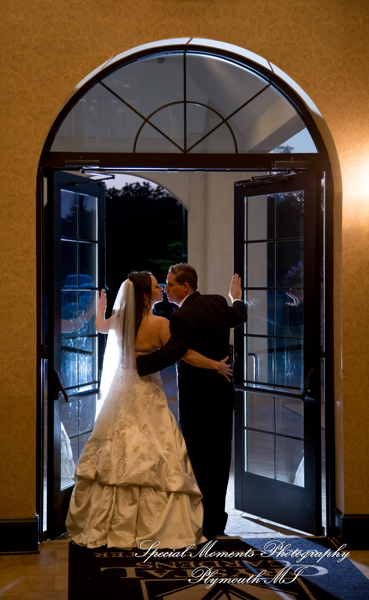 Tonya & Kevin at Crystal Gardens Event Center Howell MI wedding photography