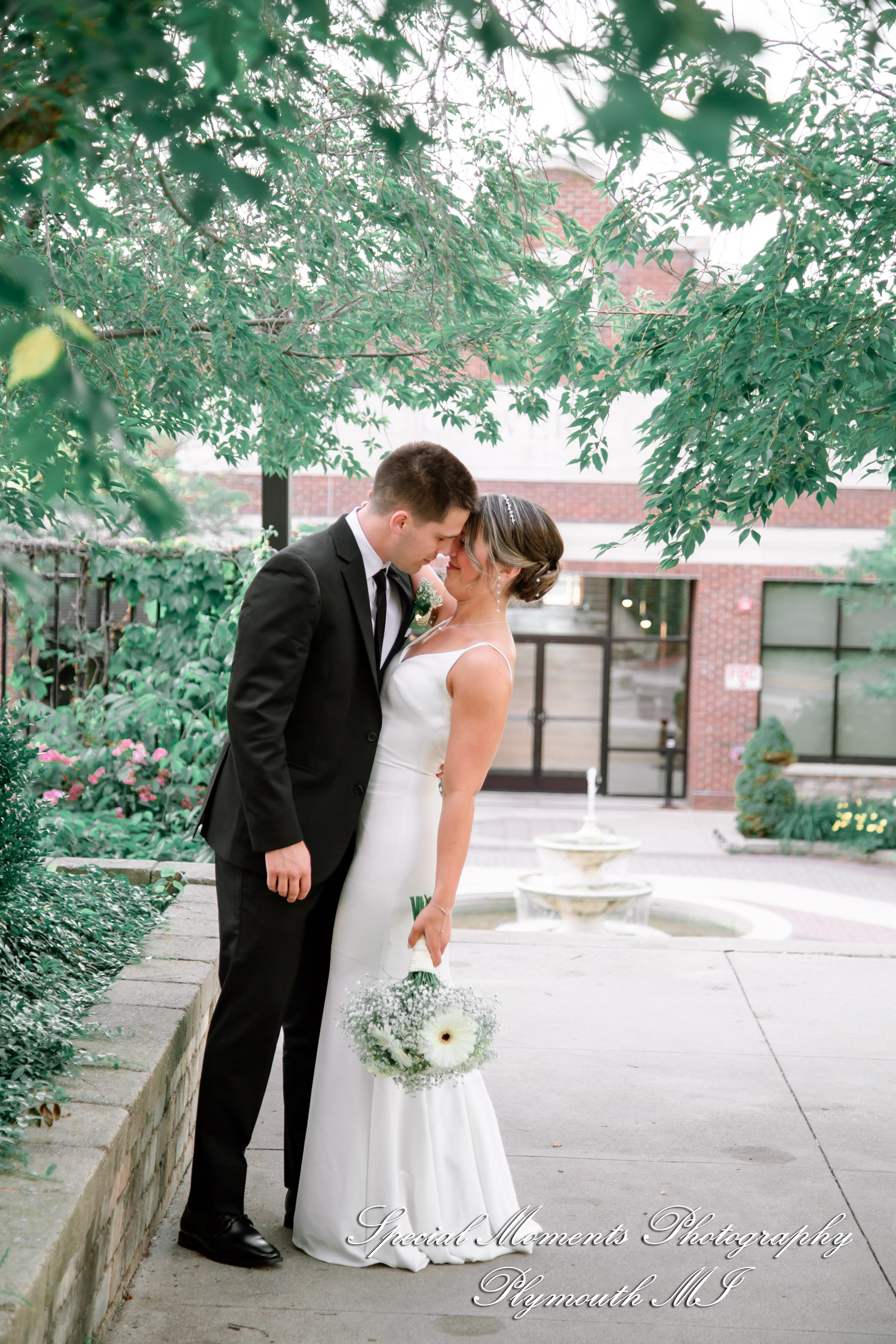 Ryli & Bennett at The Collins at the Clocktower Chelsea MI wedding photography