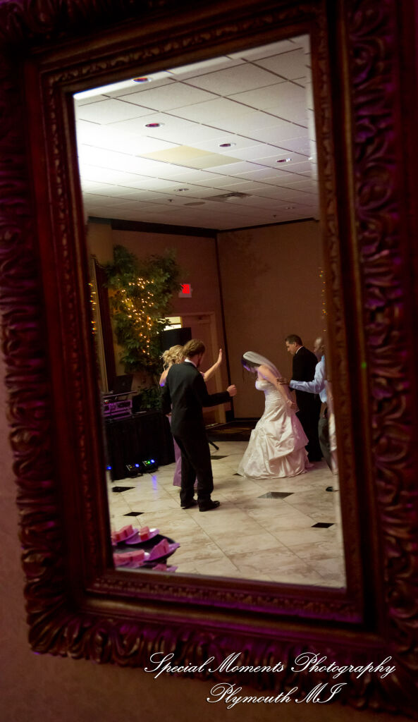 Tonya & Kevin at Crystal Gardens Event Center Howell MI wedding photography