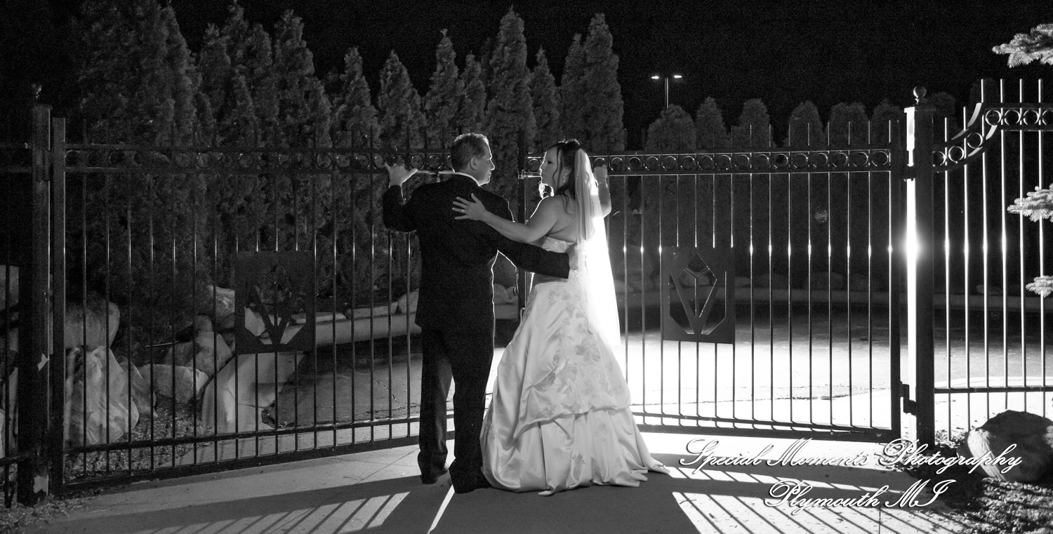 Tonya & Kevin at Crystal Gardens Event Center Howell MI wedding photography