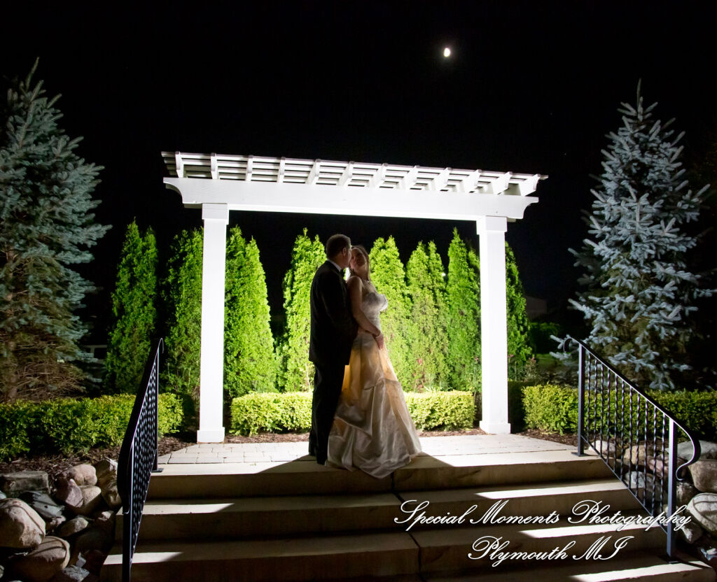 Tonya & Kevin at Crystal Gardens Event Center Howell MI wedding photography