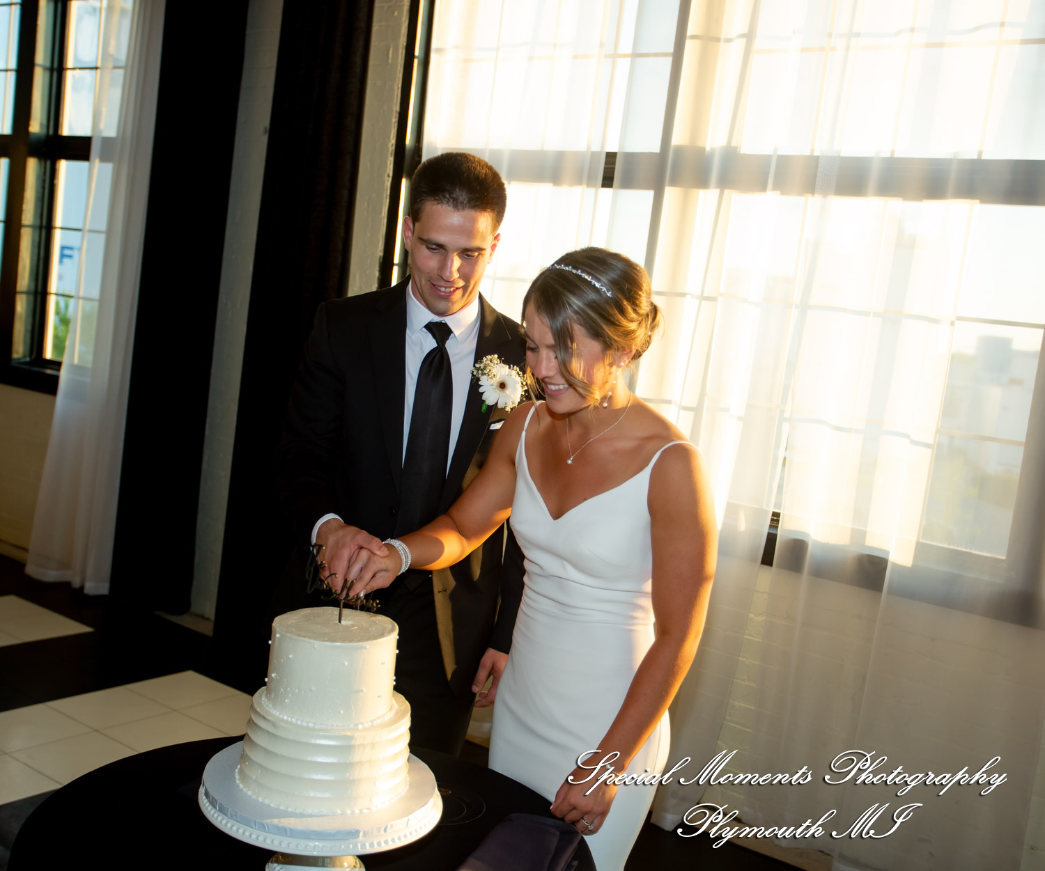 Ryli & Bennett at The Collins at the Clocktower Chelsea MI wedding photography
