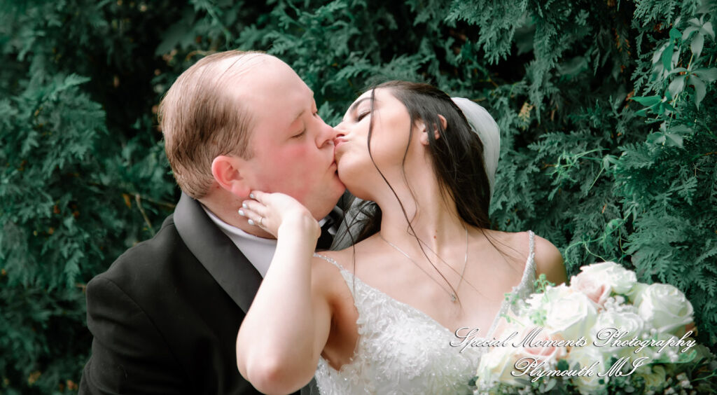 Grace & Edwin at Meeting House Grand Ballroom MI wedding photography