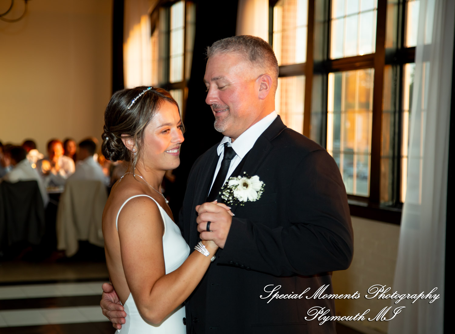 Ryli & Bennett at The Collins at the Clocktower Chelsea MI wedding photography