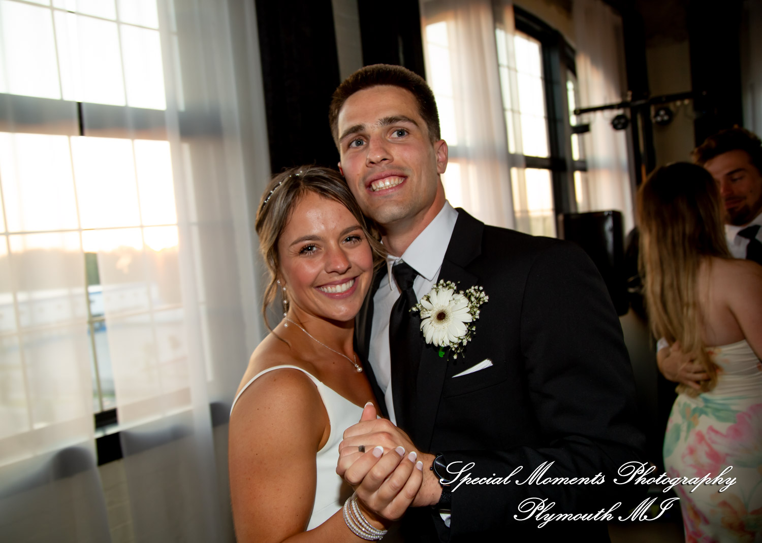Ryli & Bennett at The Collins at the Clocktower Chelsea MI wedding photography