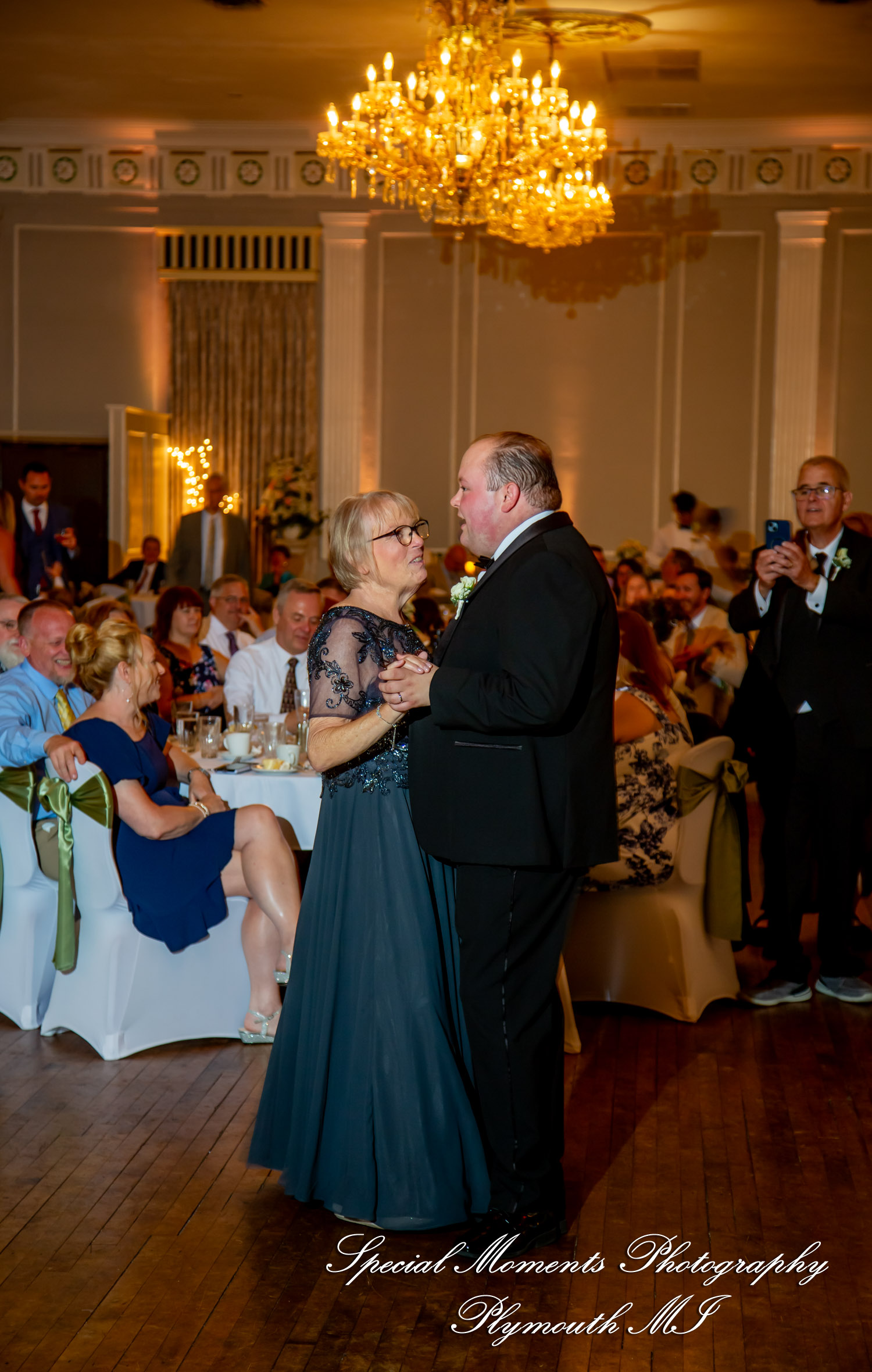 Grace & Edwin at Meeting House Grand Ballroom MI wedding photography
