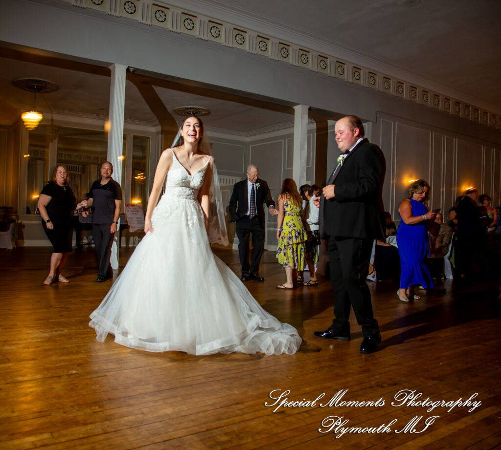 Grace & Edwin at Meeting House Grand Ballroom MI wedding photography